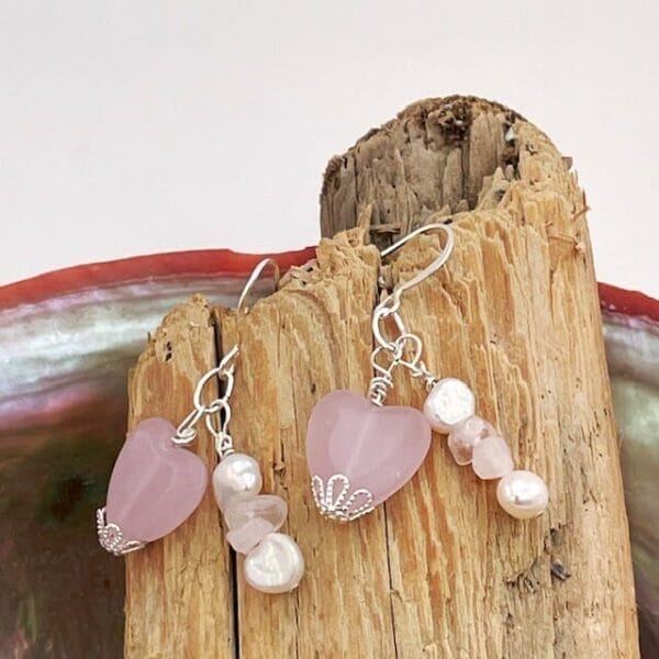 Pink quartz heart pearl earrings