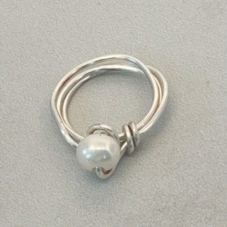 Fresh water pearl silver ring