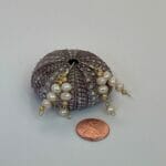 Dangling pearl earrings, size