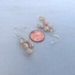 Peach pearl earrings, size