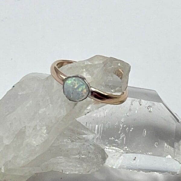 Opal ring in gold