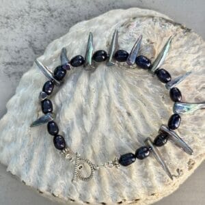 Mother of Pearl Talon Pearl Bracelet