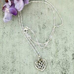 Celtic heart necklace, product image